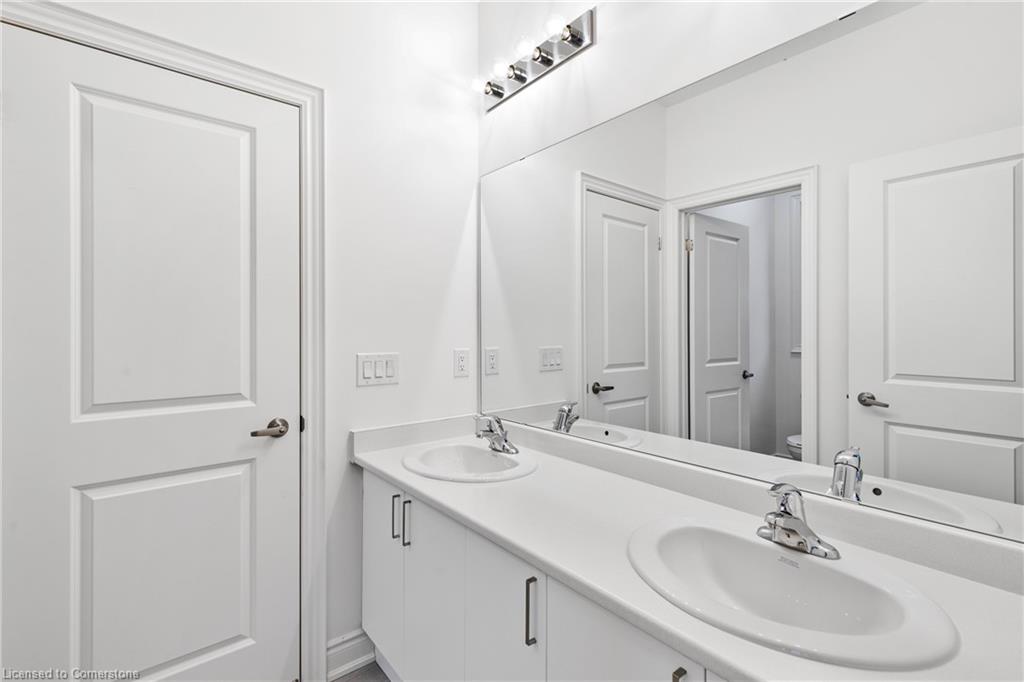 117 Rowe Street Property Photo 46