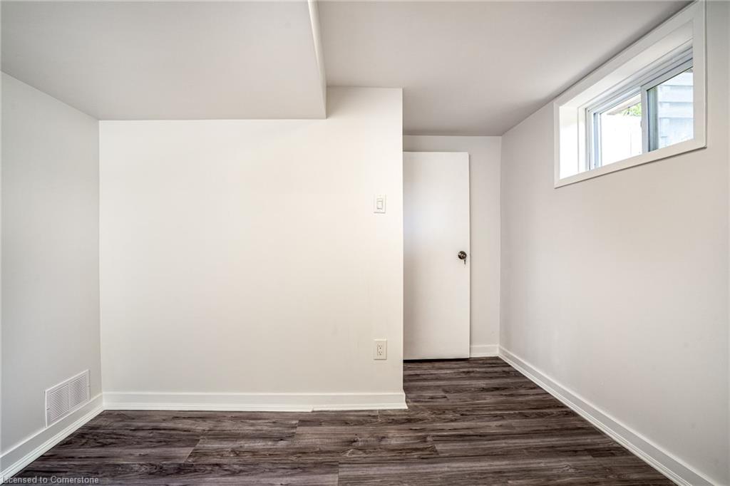 540 Niagara Street Property Photo 33
