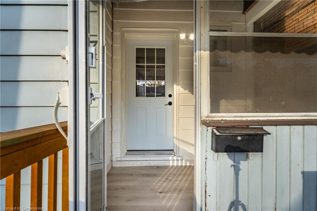 27 Harvey Street Property Photo 5