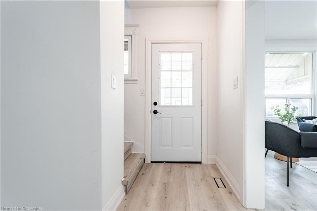27 Harvey Street Property Photo 7