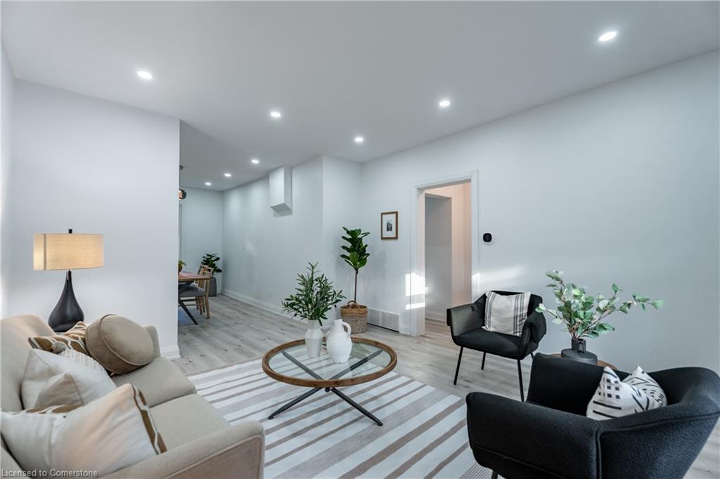 27 Harvey Street Property Photo 9