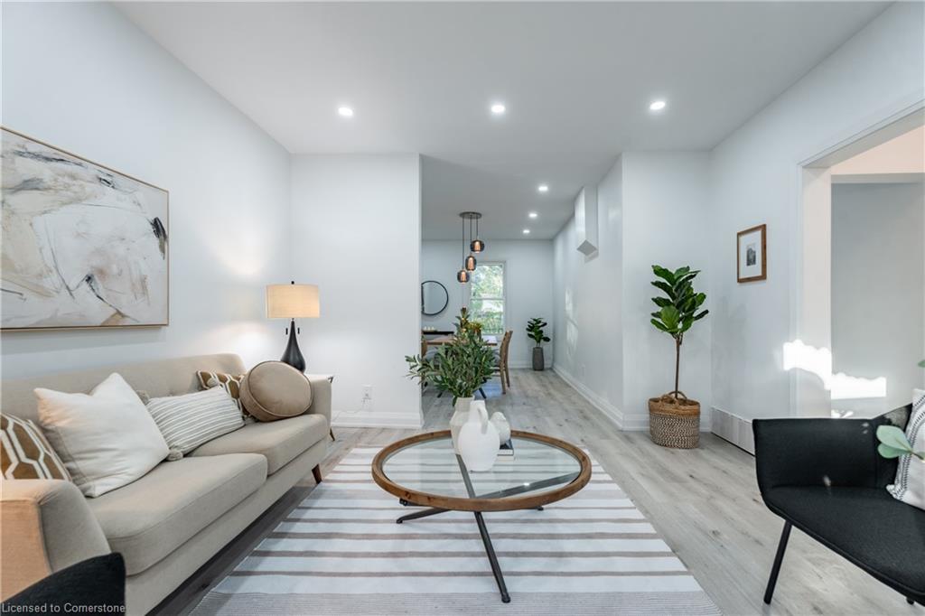 27 Harvey Street Property Photo 10