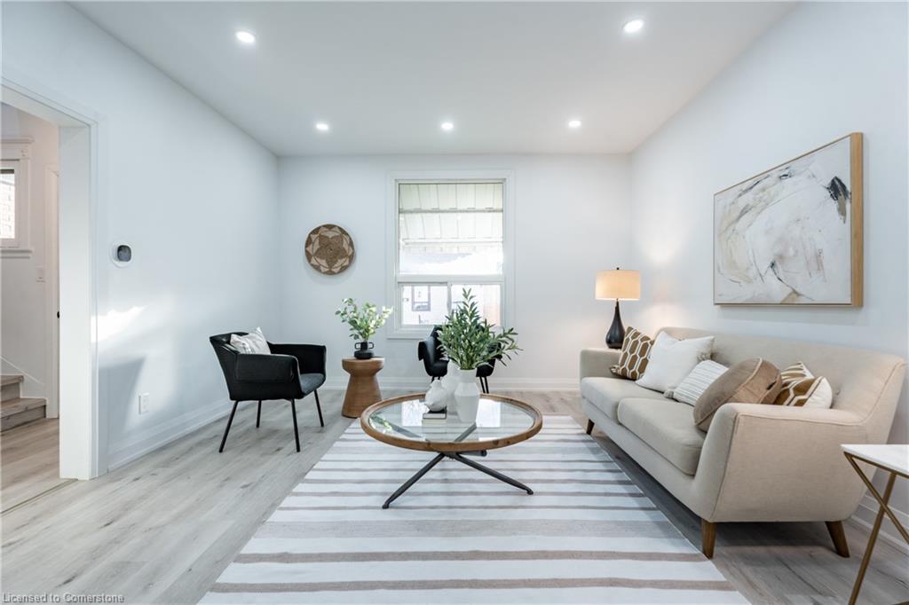 27 Harvey Street Property Photo 11