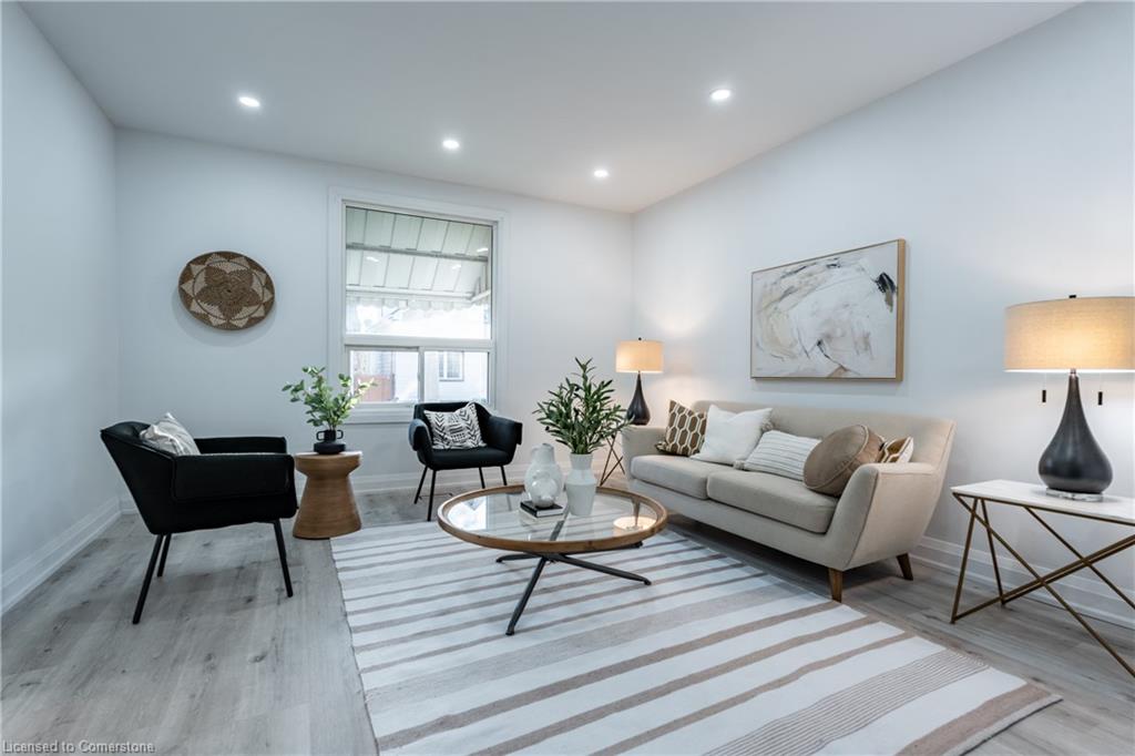 27 Harvey Street Property Photo 12