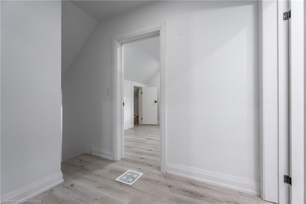 27 Harvey Street Property Photo 28