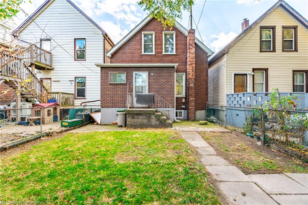 27 Harvey Street Property Photo 33