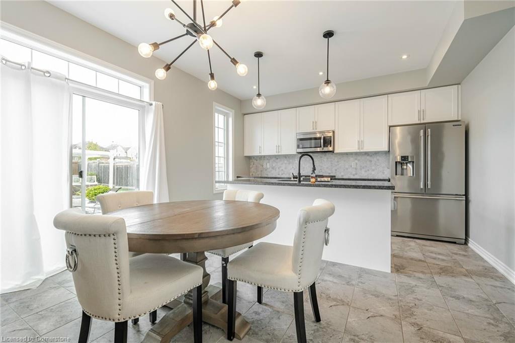 2 Hackett Street Property Photo