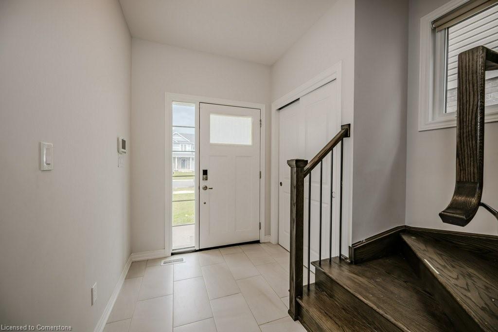 121 Sunflower Place Property Photo 2
