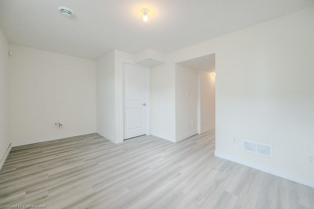 121 Sunflower Place Property Photo 32