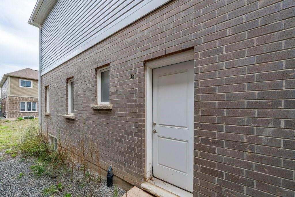 121 Sunflower Place Property Photo 33