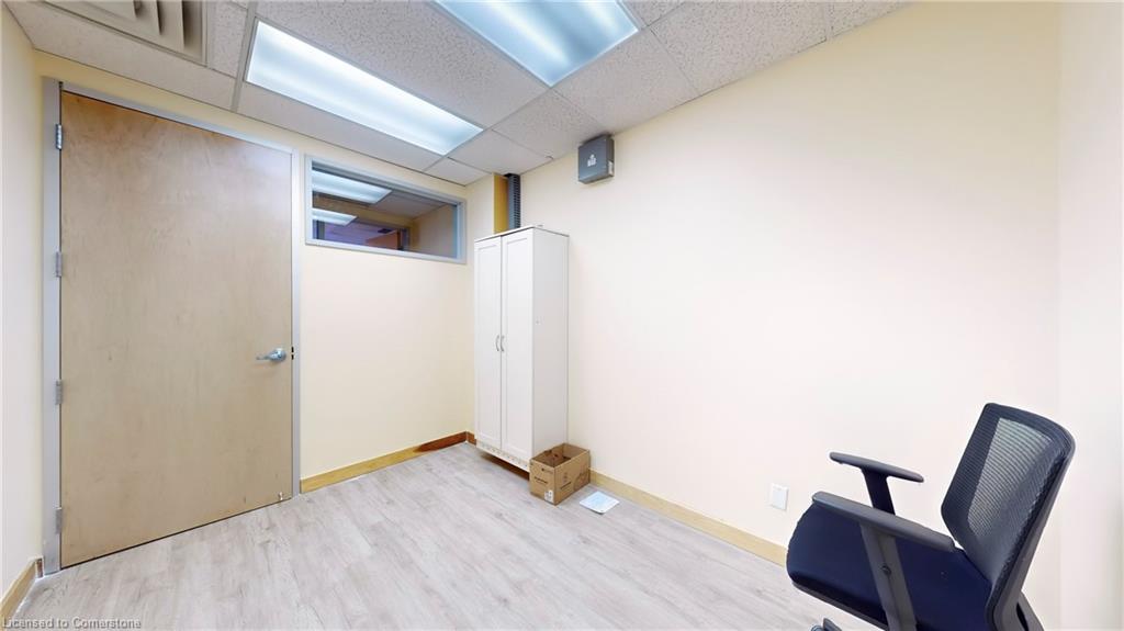 324-2560 Matheson Boulevard E Property Photo 45