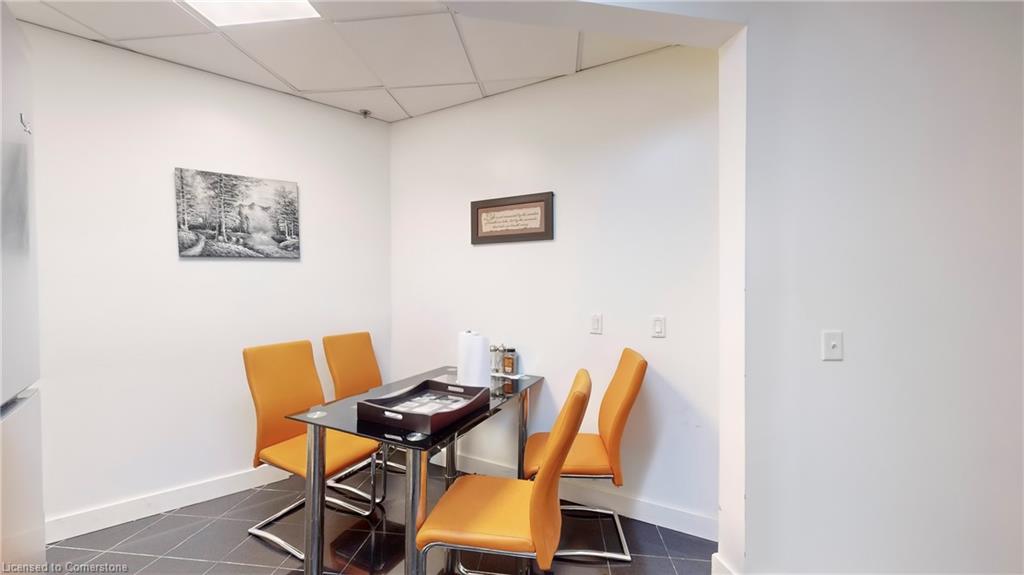 324-2560 Matheson Boulevard E Property Photo 48