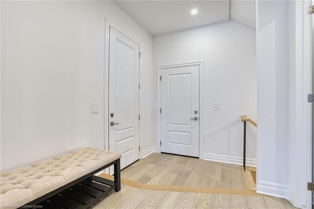 7543 Splendour Drive Property Photo 24