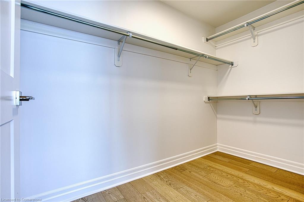 7543 Splendour Drive Property Photo 32
