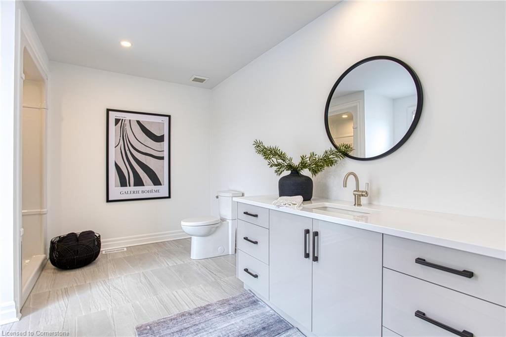 7543 Splendour Drive Property Photo 35