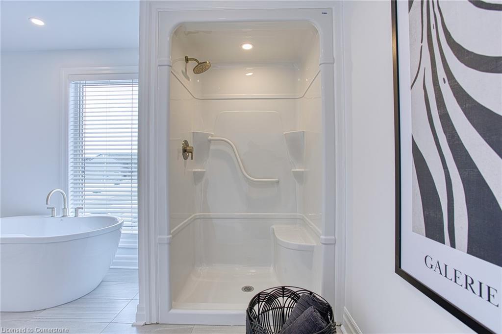 7543 Splendour Drive Property Photo 37
