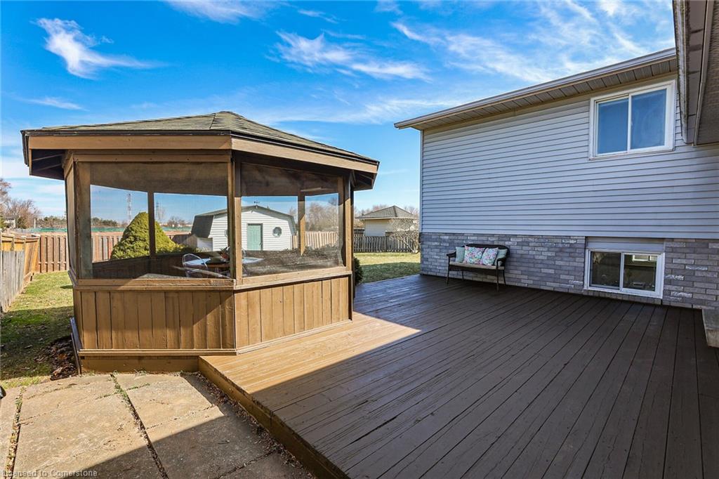4943 Homestead Drive Property Photo 40
