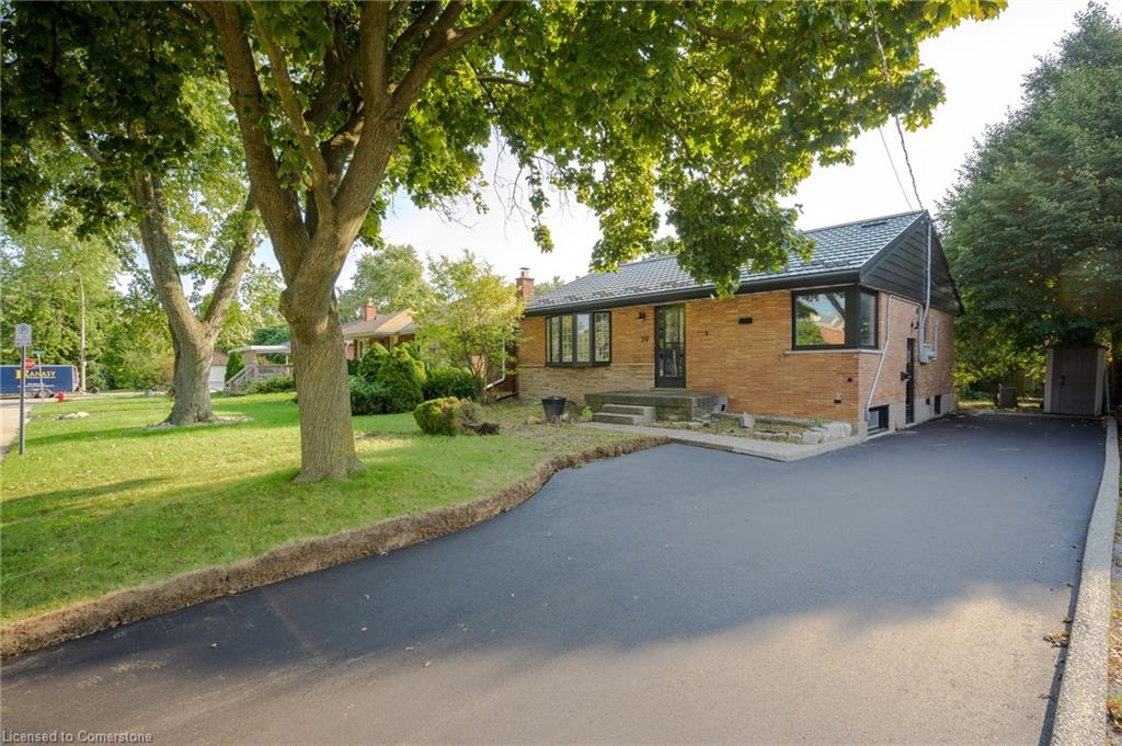 39 Westminster Avenue Property Photo