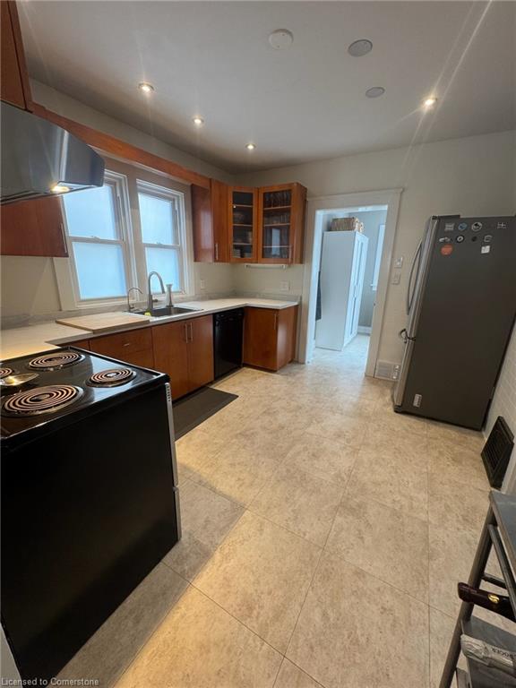 48 Fairview Avenue Property Photo 5