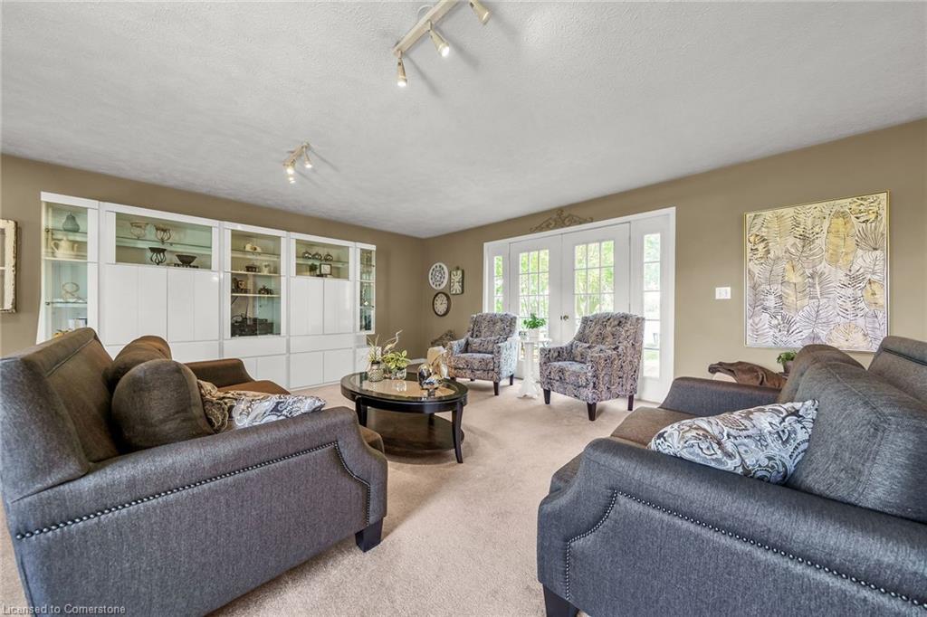 1042 River Rd Road Property Photo 11