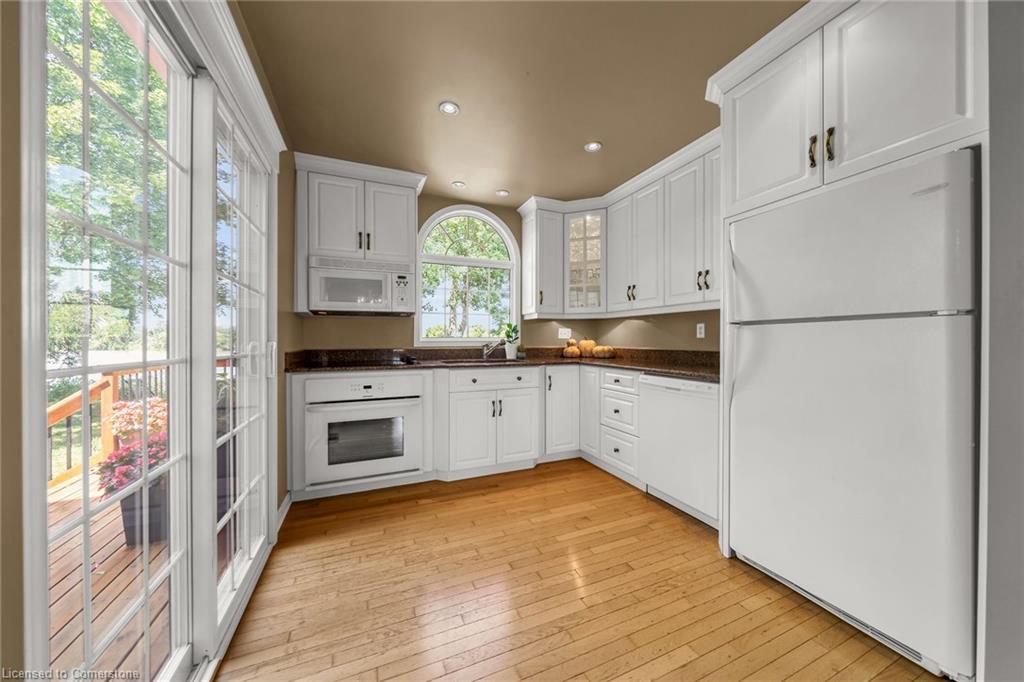 1042 River Rd Road Property Photo 17