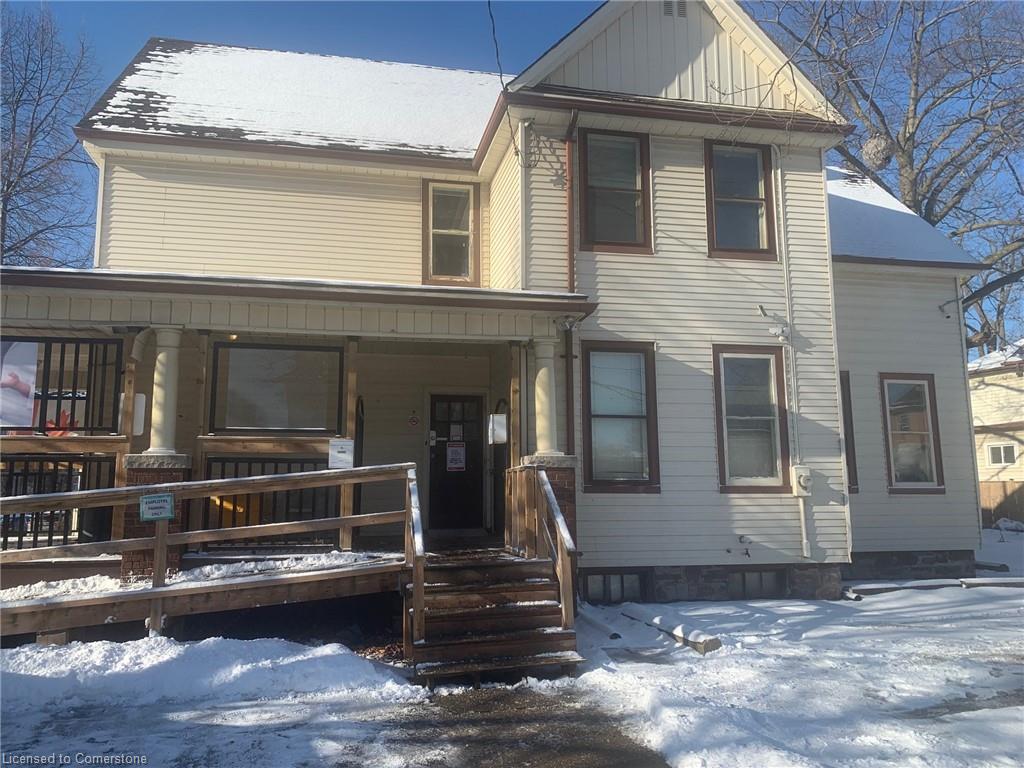 7 Welland Avenue Property Photo 2