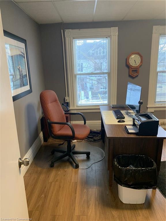 7 Welland Avenue Property Photo 9