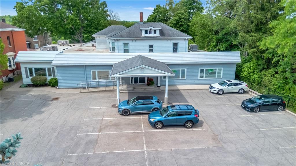 30 Brant Avenue Property Photo 2