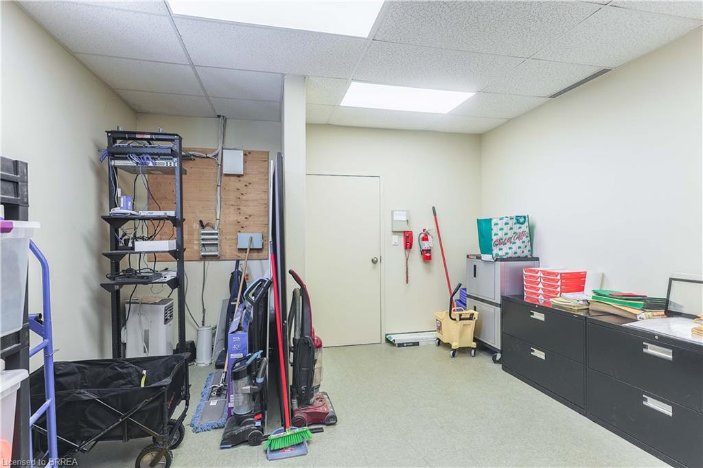 30 Brant Avenue Property Photo 23