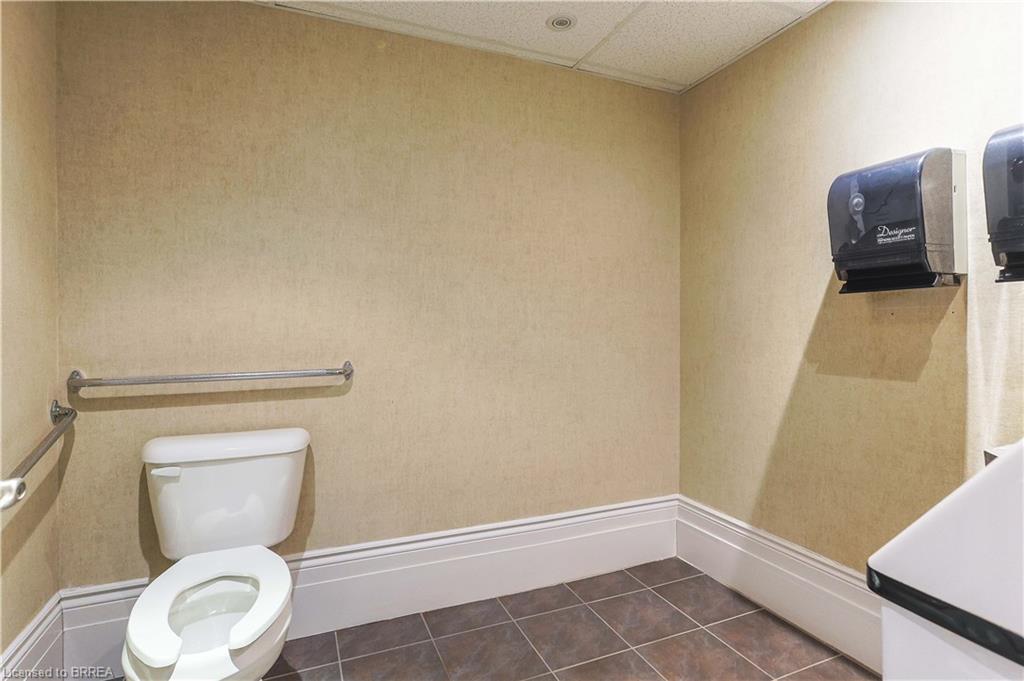 30 Brant Avenue Property Photo 29