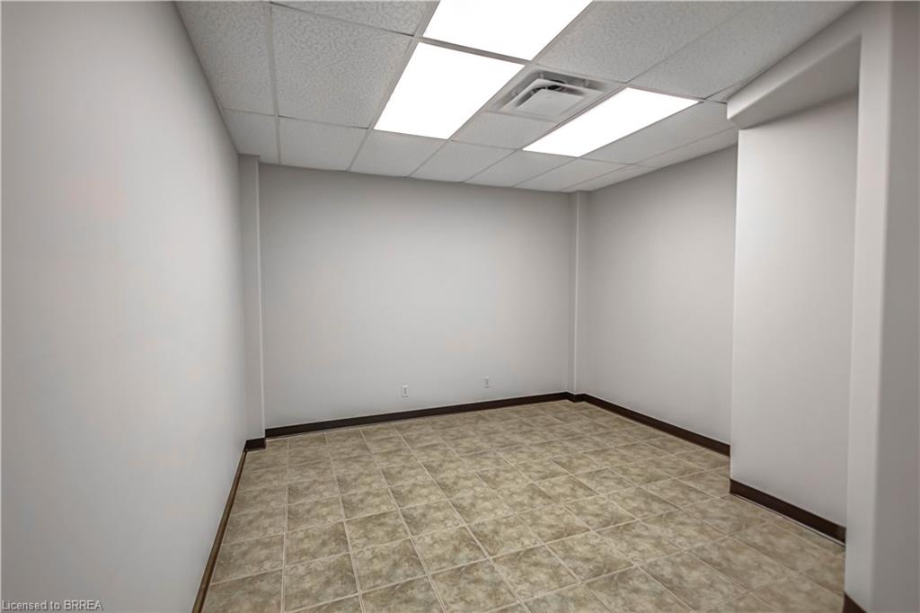 30 Brant Avenue Property Photo 33
