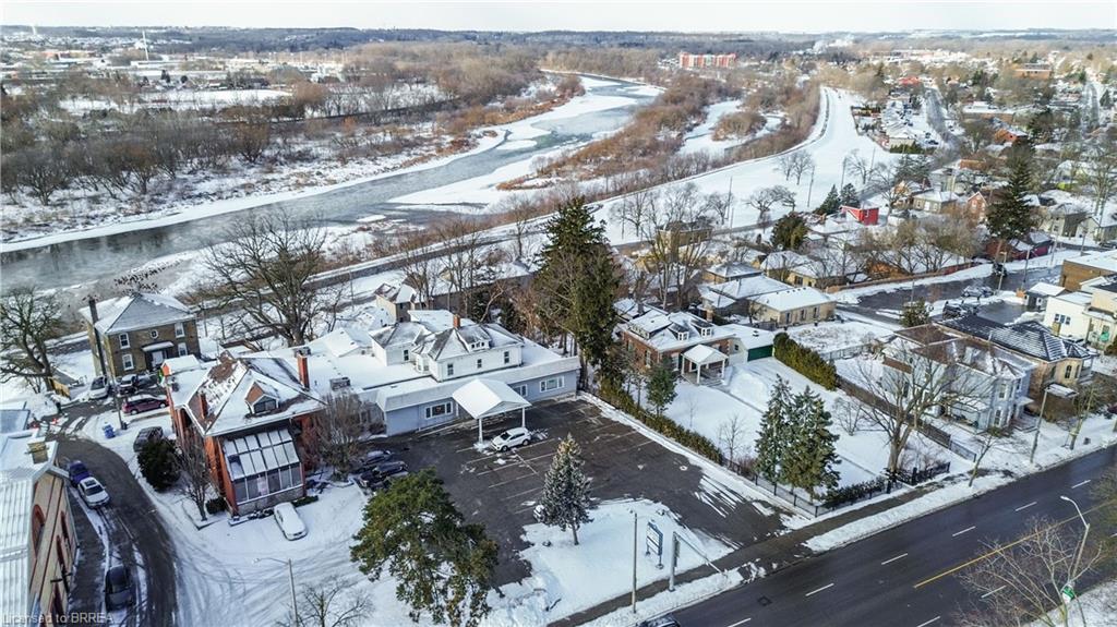 30 Brant Avenue Property Photo 48