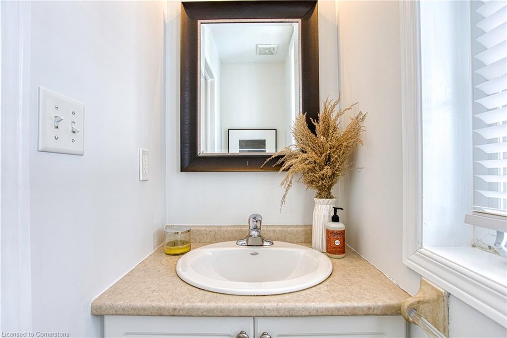28 Sedgebrook Avenue Property Photo 3