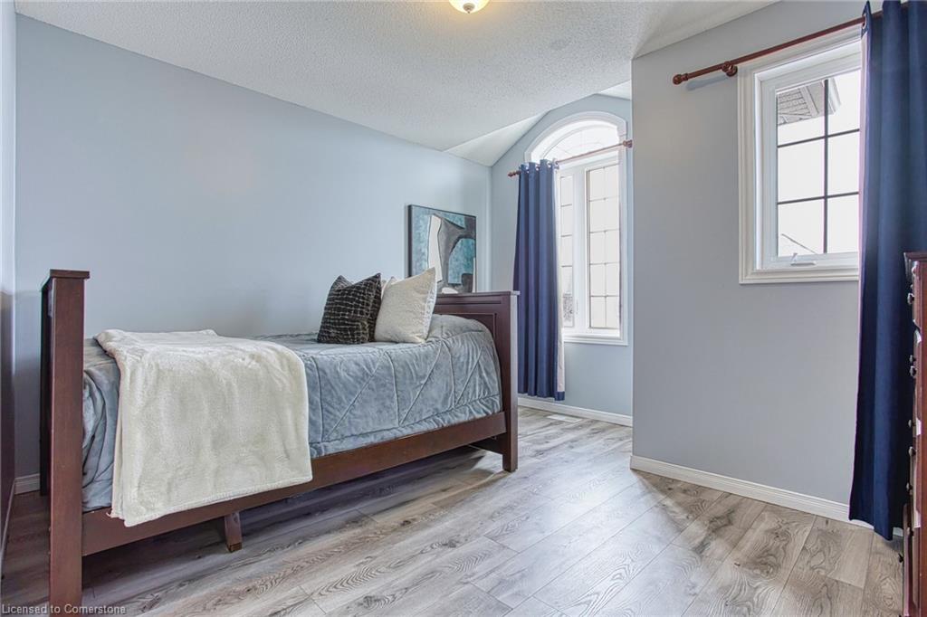 28 Sedgebrook Avenue Property Photo 24