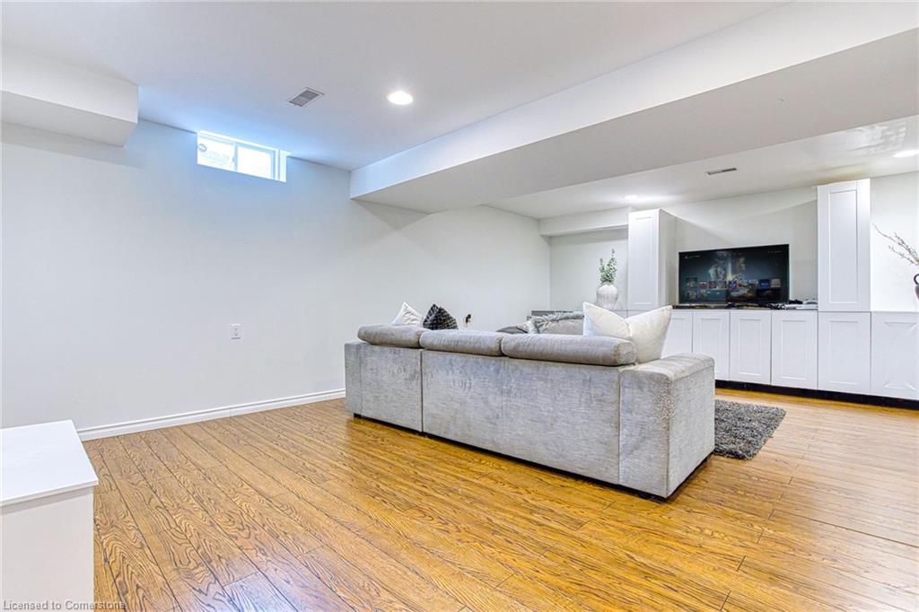 28 Sedgebrook Avenue Property Photo 26