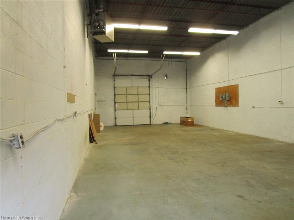 1-4161 Morris Drive Property Photo 3