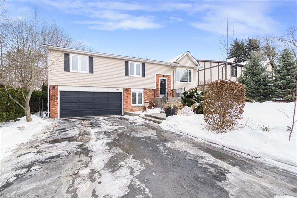 Ancaster High Secondary School Real Estate Listings Main Image