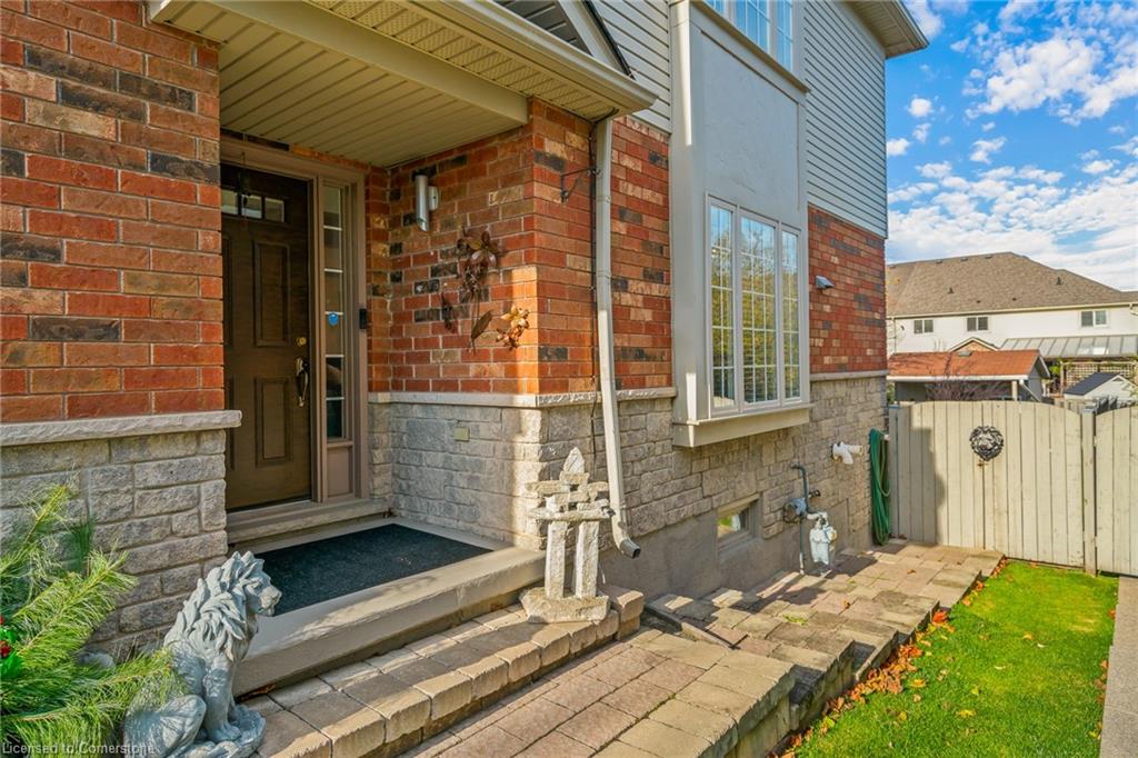 28 Elderberry Avenue Property Photo 2