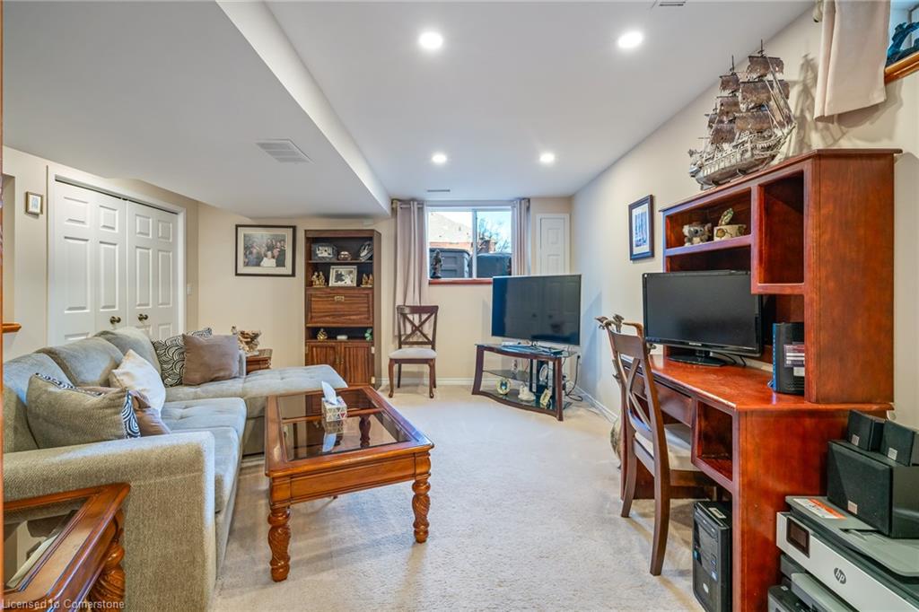 28 Elderberry Avenue Property Photo 24