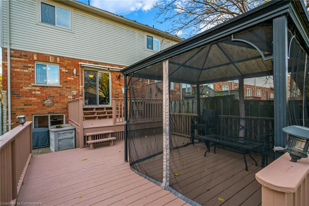 28 Elderberry Avenue Property Photo 28