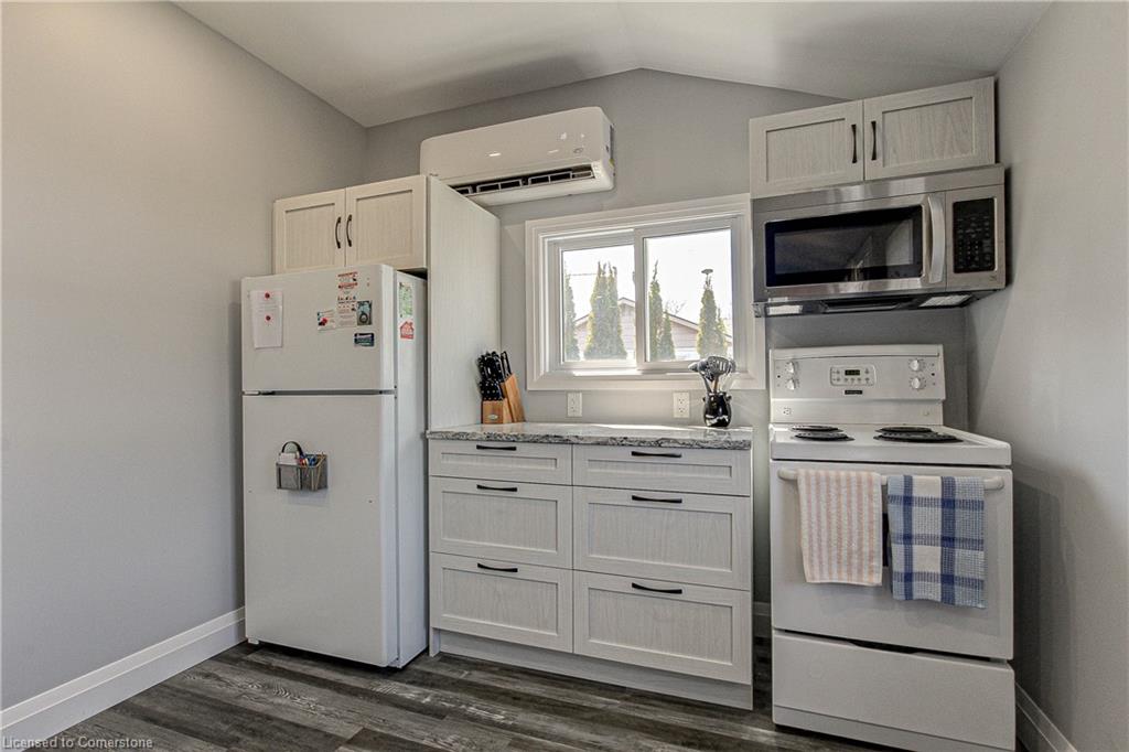 20 4th Avenue Property Photo 25