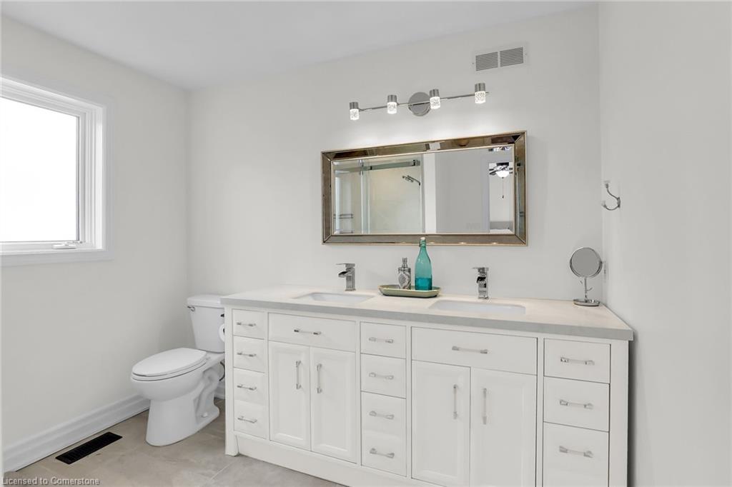 2481 Meadow Court Property Photo 13