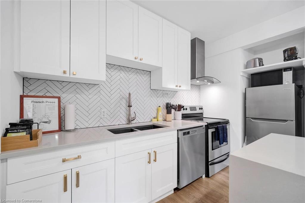 11 Mansion Street Property Photo 2