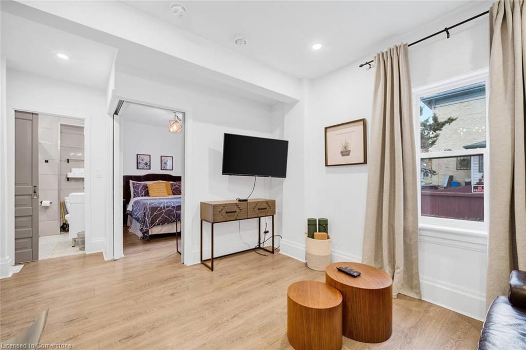 11 Mansion Street Property Photo 5