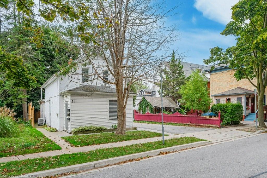 11 Mansion Street Property Photo 30