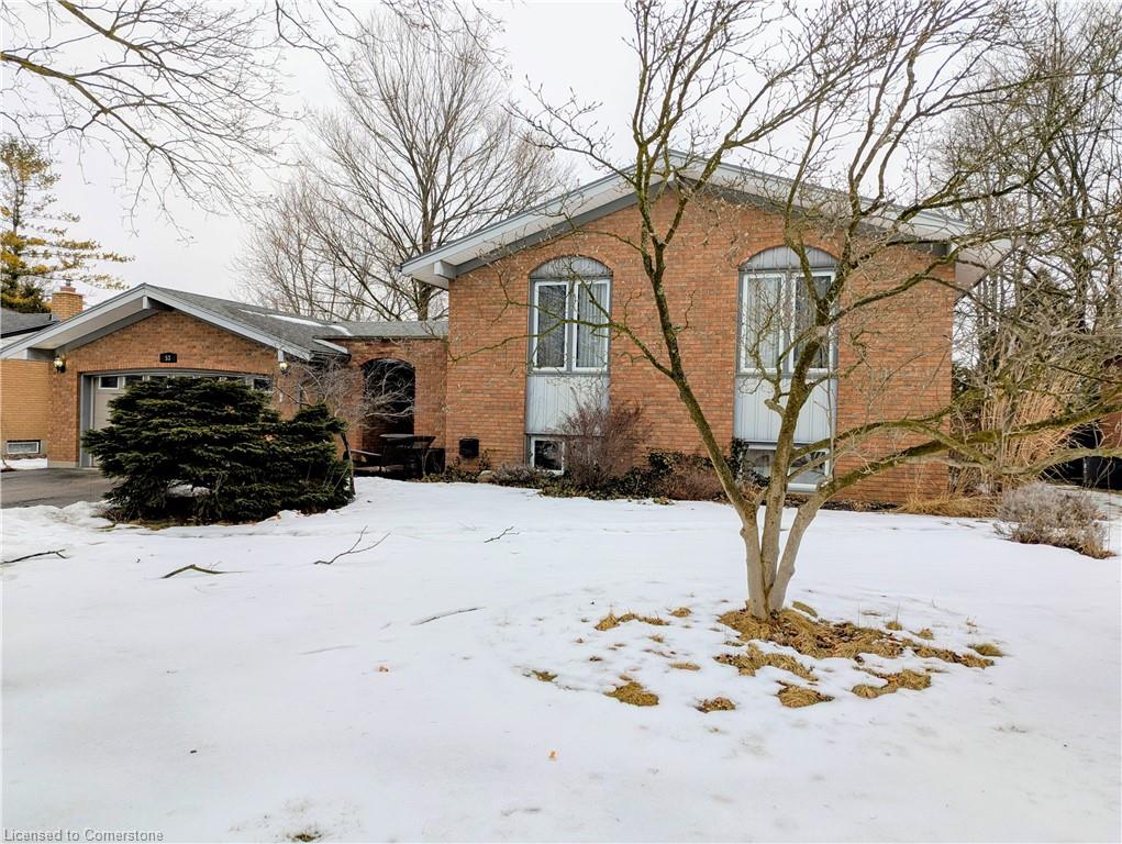 53 Berkley Crescent Property Photo 2