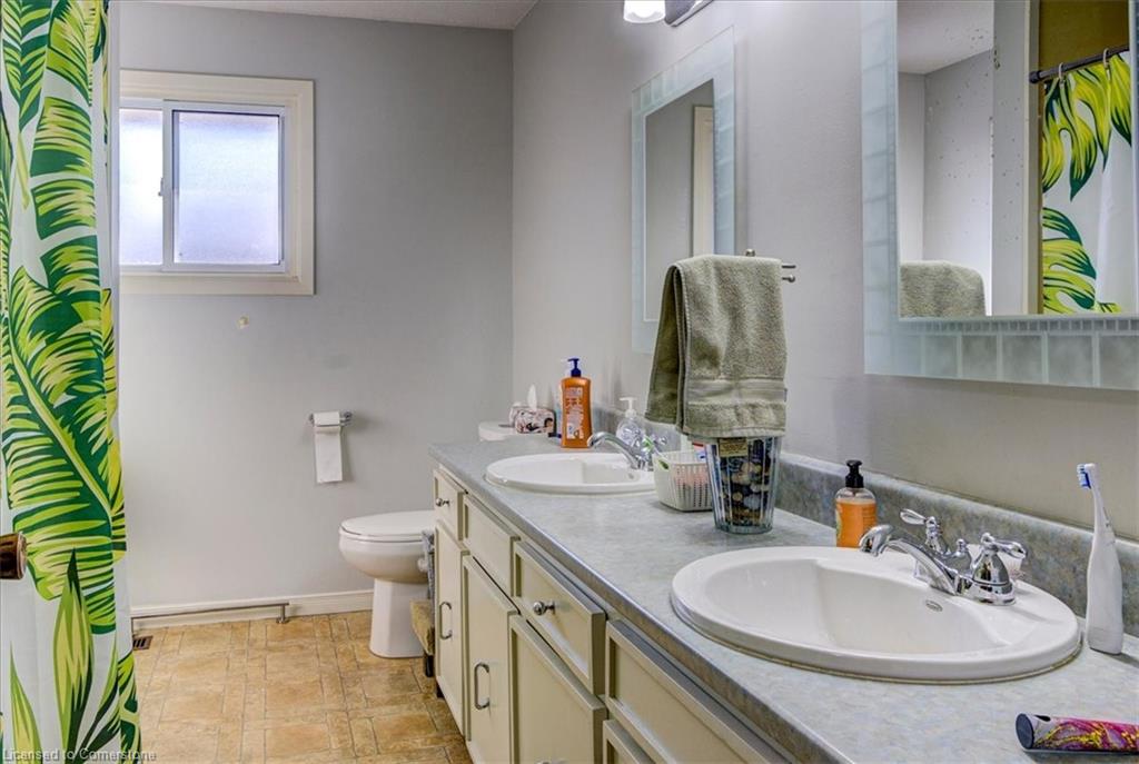 53 Berkley Crescent Property Photo 15