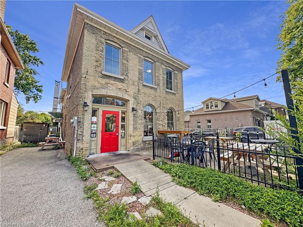 199 Brant Avenue Property Photo