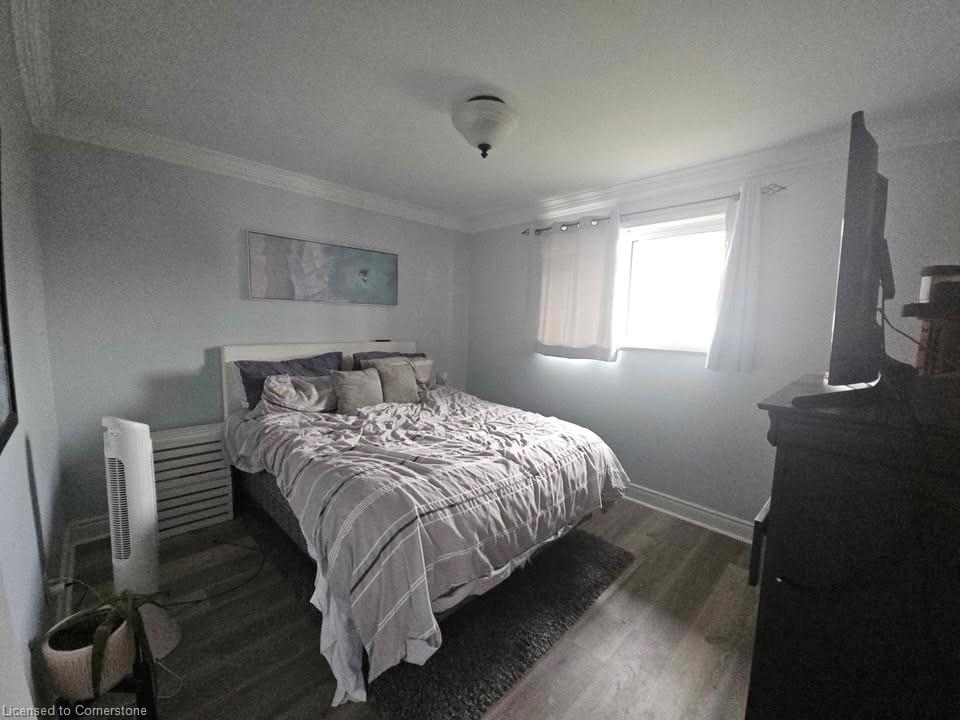 227 Fernwood Crescent Property Photo 6