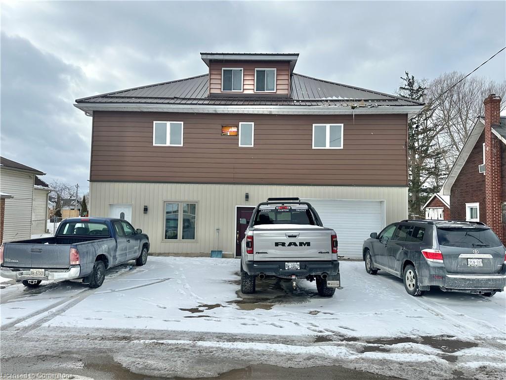 195 Townline Street Property Photo 1